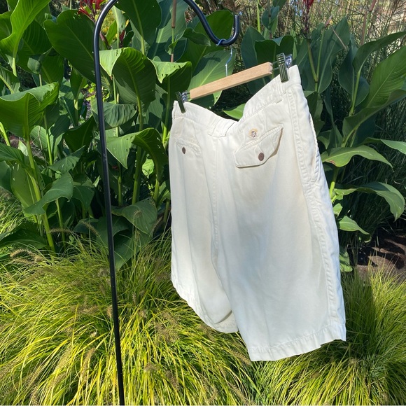 Tommy Bahamas Relax Men’s silk shorts. - Picture 2 of 10